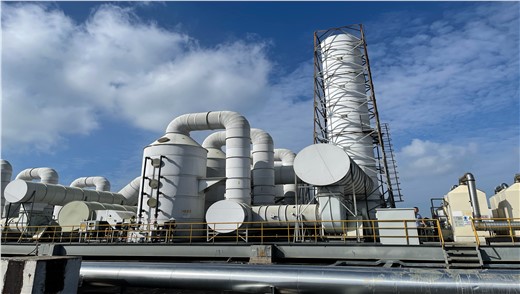 What are some best practices for chemical management in wet scrubbers?